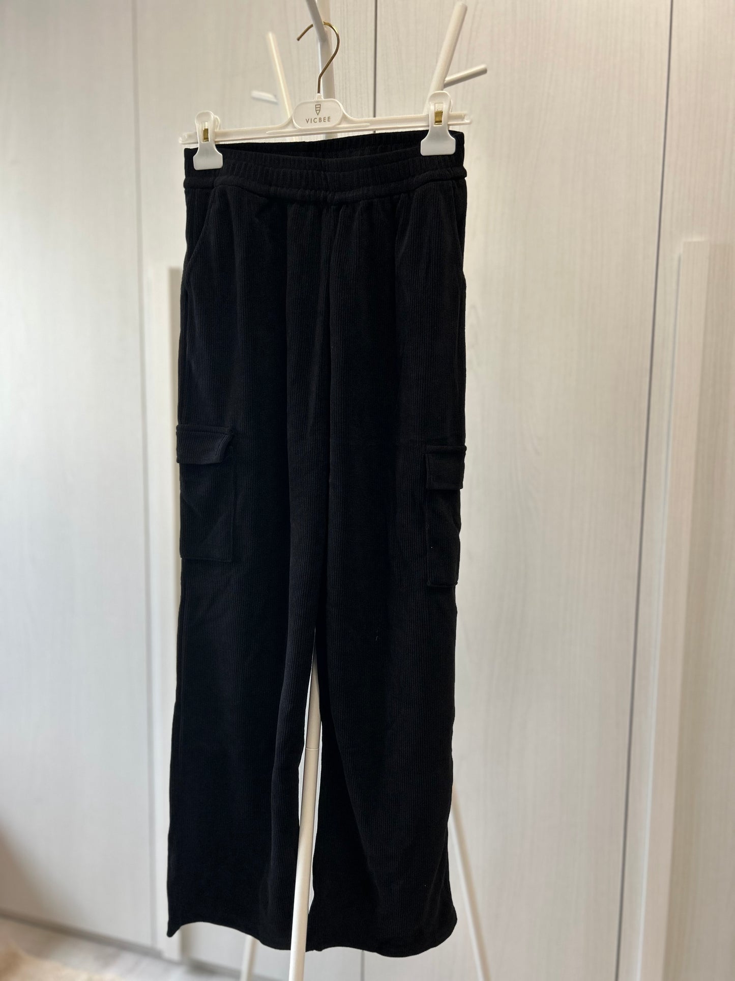 Pantalone cargo a costine